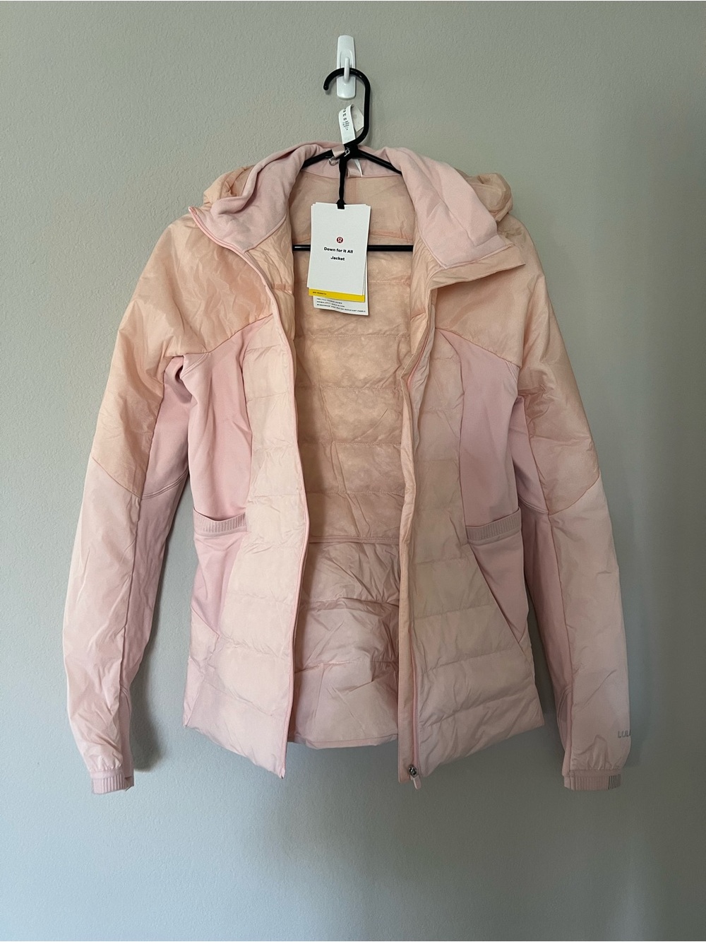 Lululemon Light Pink Women's Hooded Puffer Jacket